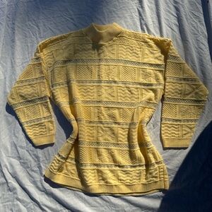 Basic Editions 80’s Women's Sweater